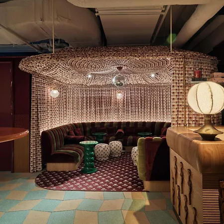Wilde Hotel 4*